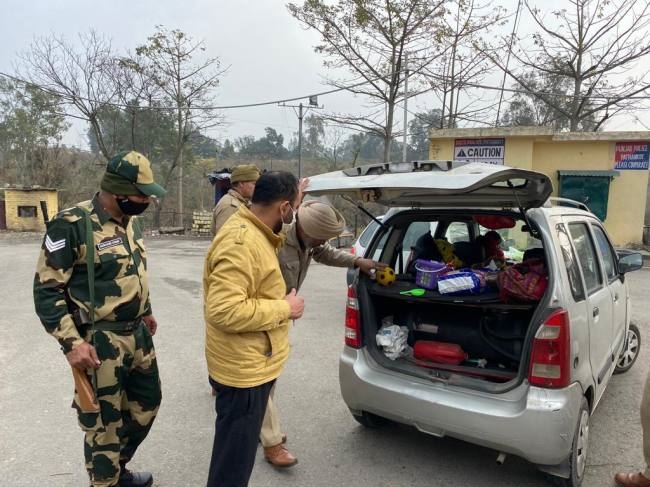 लखनपुर से सटे माधोपुर बार्डर पर अर्धसैनिक बलों की हुई तैनाती