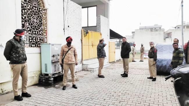 बगलामुखी माता के मंदिर से गहने व नकदी चेारी