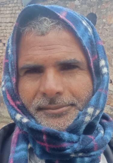 उटावड के बंज मोहल्ले का मुख्य रास्ता दूषित पानी से भरा