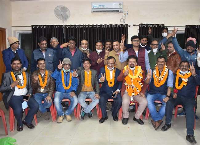 कोल माइंस आफिसर एसोसिएशन चुनाव परिणाम: बीसीसीएल शाखा के अध्यक्ष चुने गए अरुण सिंह, निर्झर को महासचिव का ताज