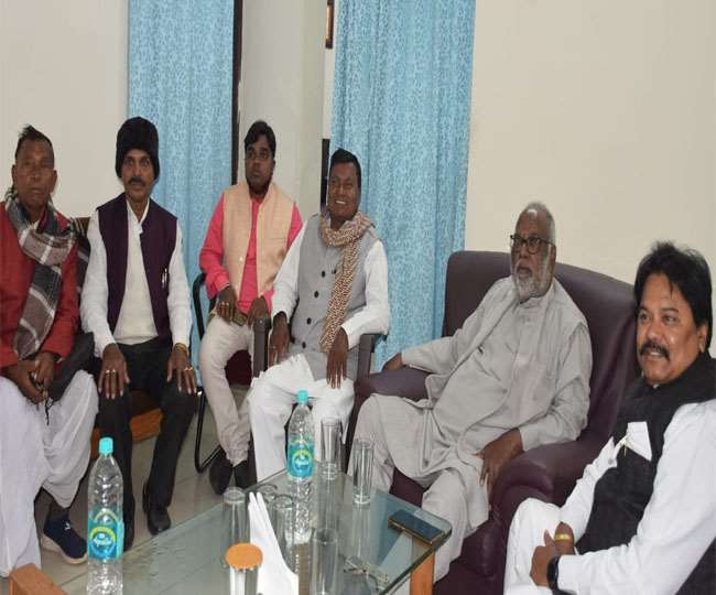 पूर्व सांसद सूरज मंडल का सरकार पर हमला, कहा प्रइवेट परमीट से संथाल में हो रही कोयला चोरी
