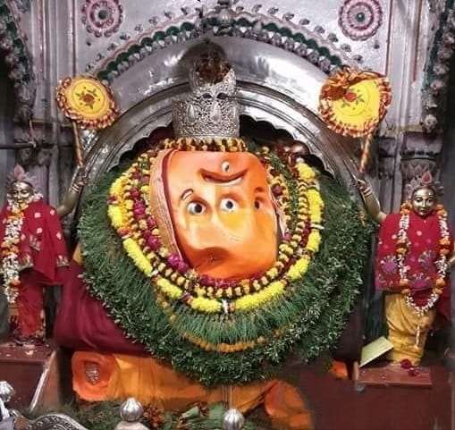 संकष्टी गणेश चतुर्थी पर वाराणसी के विनायक मंदिरों में भक्तों की भीड़, संतान की दीर्घायु के लिए माताओं ने रखा व्रत
