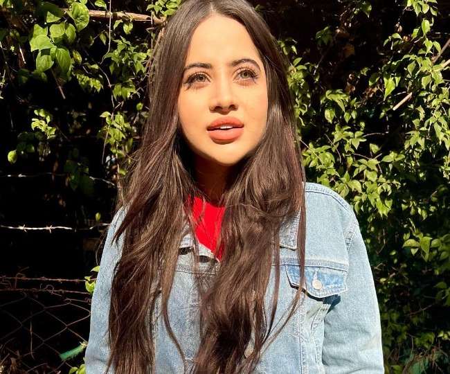 उर्फी जावेद ने दिया ट्रोल्स का मुंह तोड़ जवाब, कहा- मेरे अब्बा नहीं है वो लोग