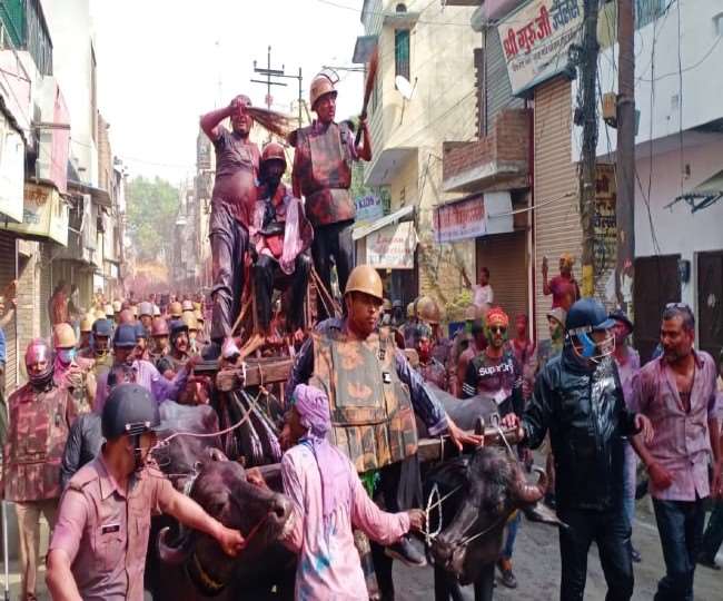 Lat Saheb Ka Julus : शाहजहांपुर में शुरु हुई लाट साहब के जुलूस की तैयारियां, विभागों को भेजा नोटिस