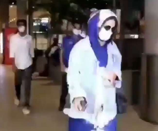 पिता के निधन की खबर सुनते ही कश्मीर से मुंबई लौटीं हिना ख़ान, एयरपोर्ट पर इस तरह हुईं स्पॉट
