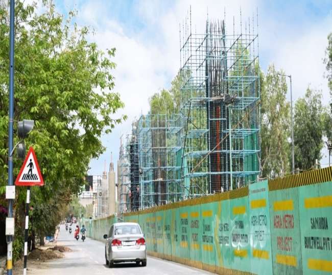 Agra Metro Rail Project: UPMRCL ने पेश की उत्कृष्टता की मिसाल, रिकॉर्ड टाइम में पूरी की आधी पाइलिंग