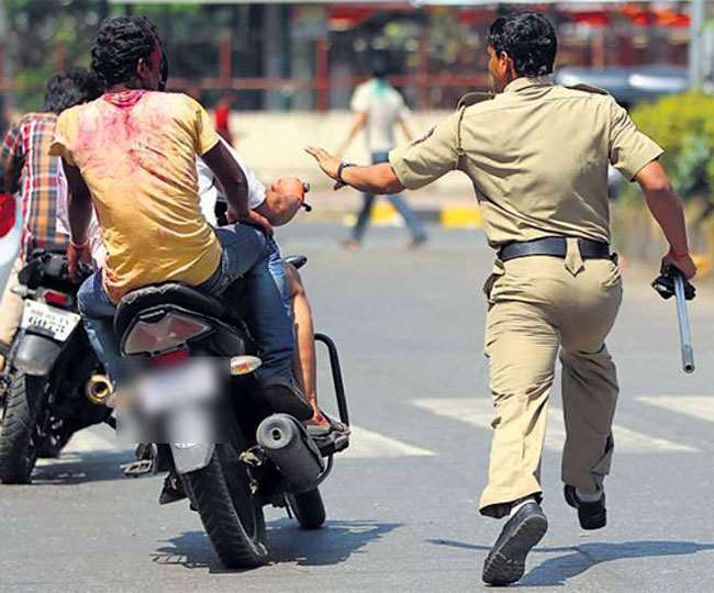 सुनिए नौशाद की कहानी... 25 हजार की सेकेंड हैंड बाइक, पुलिस ने काटा 23 हजार का चालान