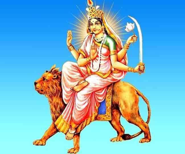 Navratri 2020 Maa Katyayani Puja: आज नवरात्रि के छठे दिन करें मां कात्यायनी की पूजा, पढ़ें आरती और मंत्र