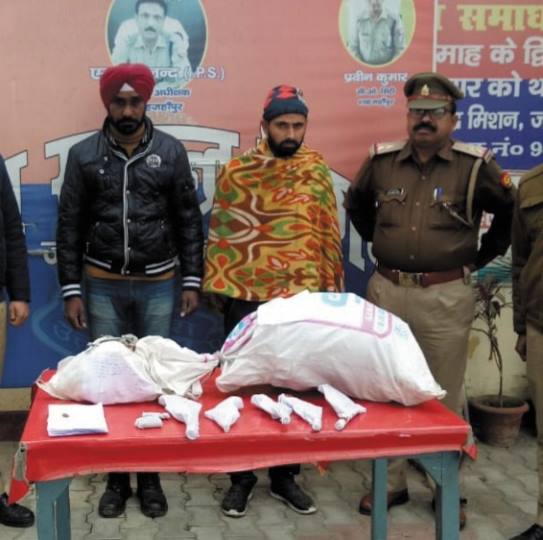 एसटीएफ लखनऊ ने एसओजी की मदद से शाहजहांपुर में पकड़ी अवैध शस्त्र फैक्ट्री