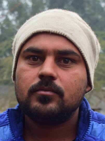 पियाला-सीकरी मार्ग में
बने गहरे-गहरे गड्ढे