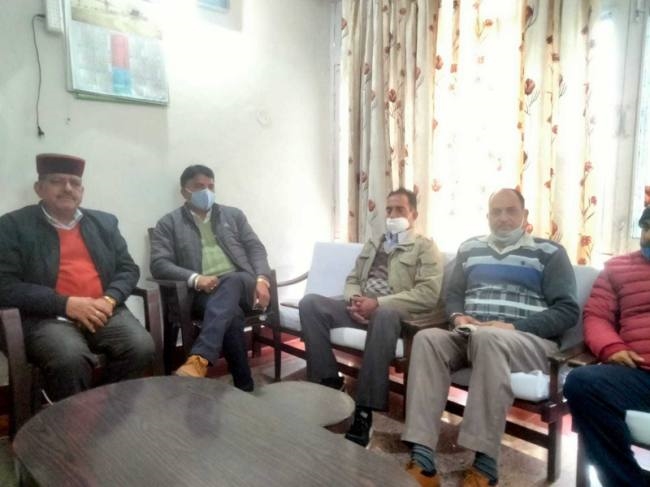 सुजानपुर में सड़कों के निर्माण व
मरम्मत पर खर्च होंगे 147 लाख