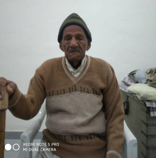 नेताजी का नाम सुनते ही मंगल सिंह की आंखों में आ जाती है चमक