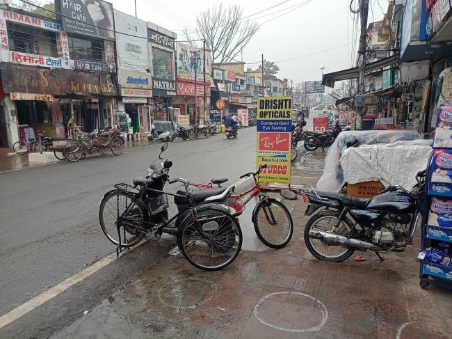 एक दिन की राहत के बाद मौसम ने फिर बदली करवट