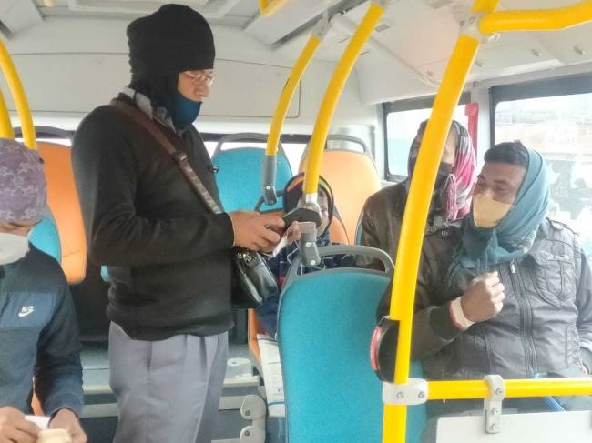 कौशांबी से मुरादनगर के लिए दौड़ी इलेक्ट्रिक बसें