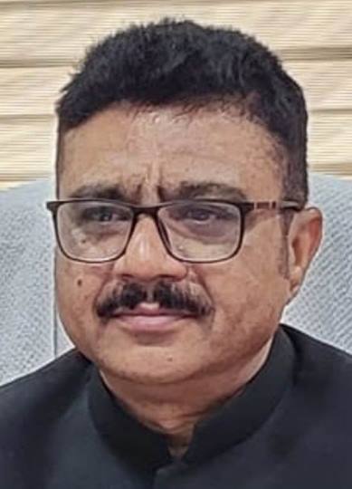 सेटरिग खोलकर मिट्टी साफ करके बिछानी होगी कंकरीट की लेयर