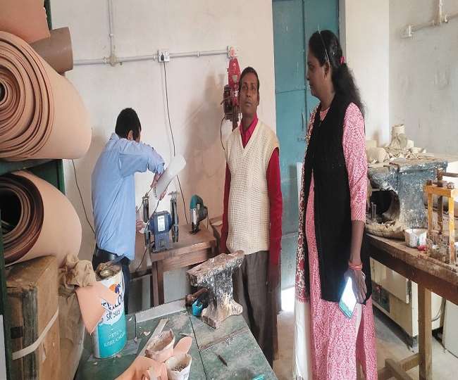 पश्चिम चंपारण में कृत्रिम अंगों के सहारे दिव्यांग बच्चे भर रहे सपनों की उड़ान
