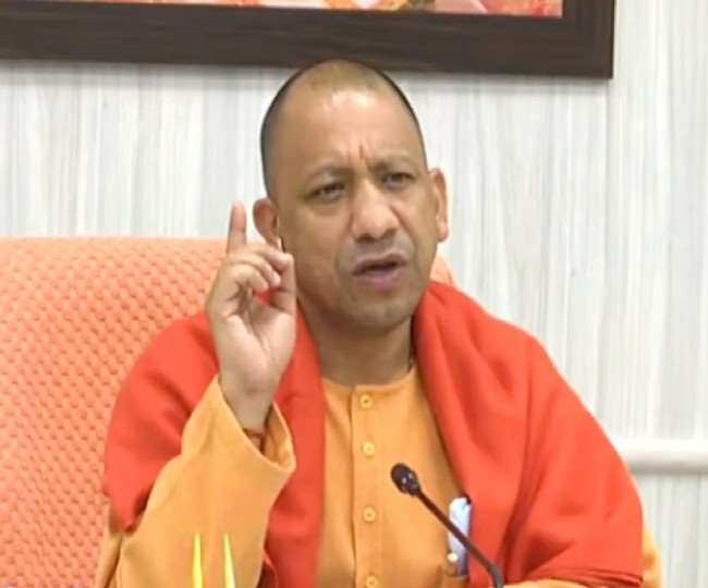 पहले पुलिस भागती थी, अपराधी भगाते थे, आज दौड़ाती है पुलिस, भाग रहा है माफिया : सीएम योगी