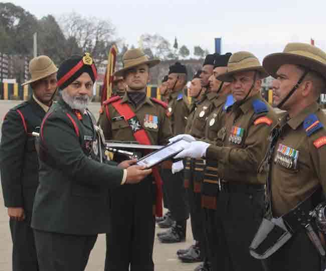 देश की रक्षा करने की खाई कसम, कठिन ट्रेनिंग के बाद भारतीय सेना का हिस्सा बने 233 जवान