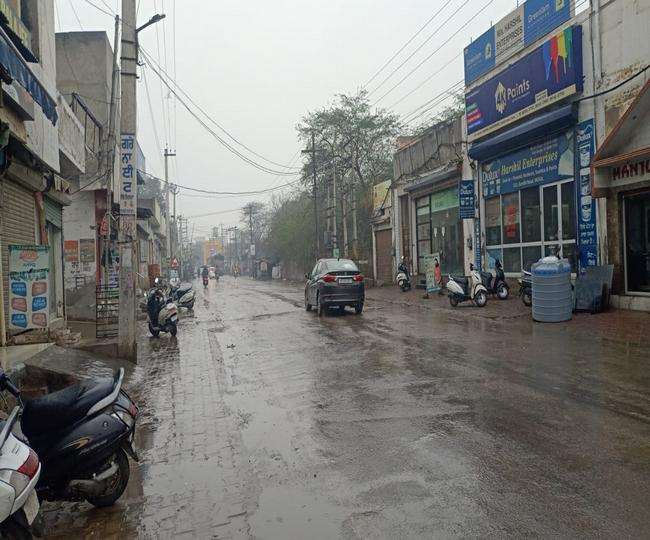 Punjab Weather Update: लुधियाना और माेगा सहित कई शहराें में बारिश, माैसम विभाग ने किसानाें काे किया अलर्ट