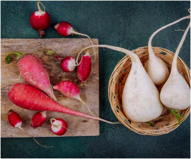 Mooli In Winters: सर्दियों में खाएंगे मूली तो सेहत को मिलेंगे ये 5 फायदे!