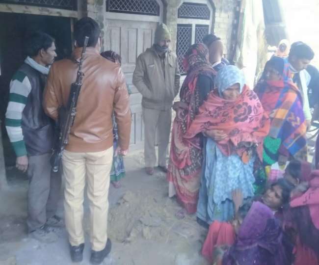 इसने मारा दोनों बच्चों को, इसके घर में दफनाओ लाश...प्रतापगढ़ में मासूमों के कत्ल से आक्रोशित महिलाओं को पुलिस ने मनाया