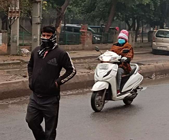 दिल्ली-एनसीआर में बारिश ने बढ़ाई ठिठुरन, पढ़िये- रविवार के मौसम का हाल