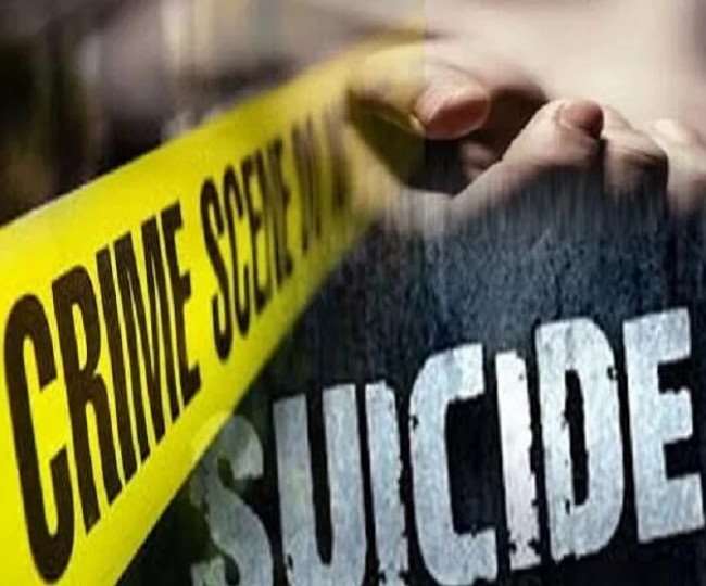मायके में रह रही महिला ने फंदा लगाकर की आत्महत्या, पति सहित 6 पर केस दर्ज
