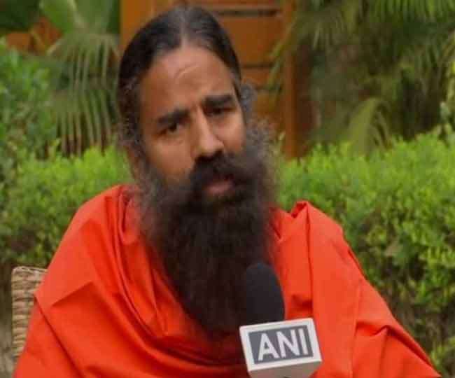 Palghar Mob lynching साधुओं की निर्मम हत्या पर बाबा रामदेव ने तोड़ी चुप्पी, बोले-भारत के माथे पर कलंक