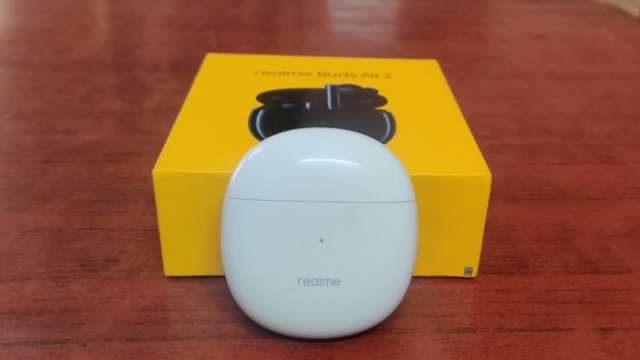 Realme Buds Air 2 Review: कम कीमत में एक्टिव नॉइस कैंसिलेशन के साथ मिल रही है लंबी बैटरी लाइफ!