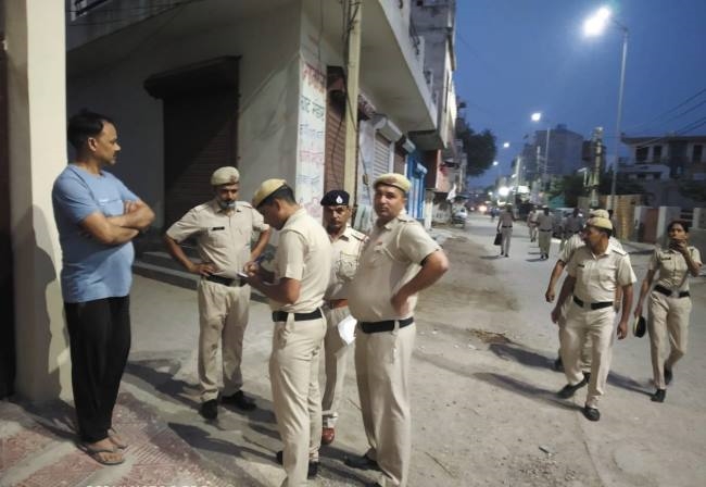 किरायेदारों का सत्यापन करने के लिए पुलिस ने चलाया अभियान