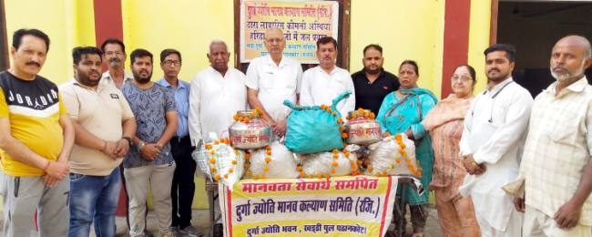 लावारिसों की अस्थियां लेकर कल्याण समिति का जत्था हरिद्वार के लिए रवाना