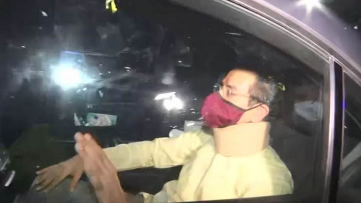 Maharashtra Political Crisis: विधायकों की बगावत के बीच महाराष्ट्र के सीएम उद्धव ठाकरे ने छोड़ा सरकारी आवास, अटकलों का बाजार गर्म