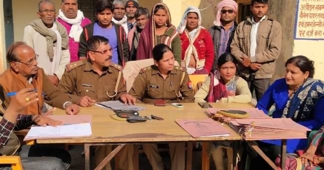नई किरण के तहत चार जोड़ों एक साथ रहने को राजी