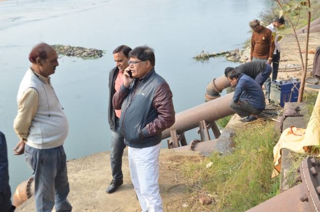 झरिया में दो दिनों से ठप है जलापूर्ति, लोगों में मचा हाहाकार