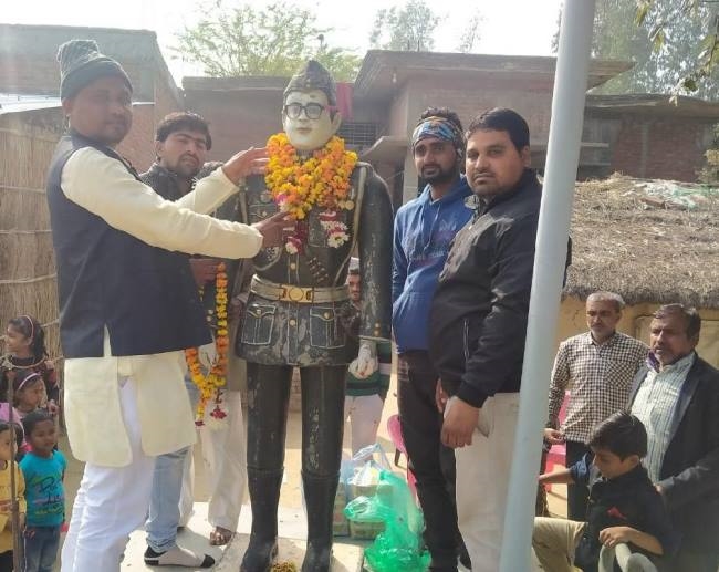 स्कूलों व गांव में मनाई गई सुभाष चंद्र बोस जयंती