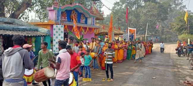 लक्ष्मी मार्केट में मां तारिणी का वार्षिकोत्सव मना