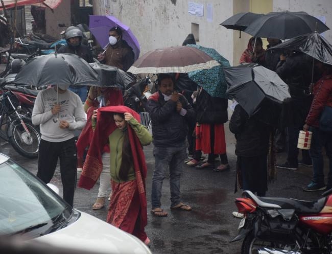 बरेली में बारिश बनीं आफत, दोनों पालियों में 5,767 की छूटी परीक्षा