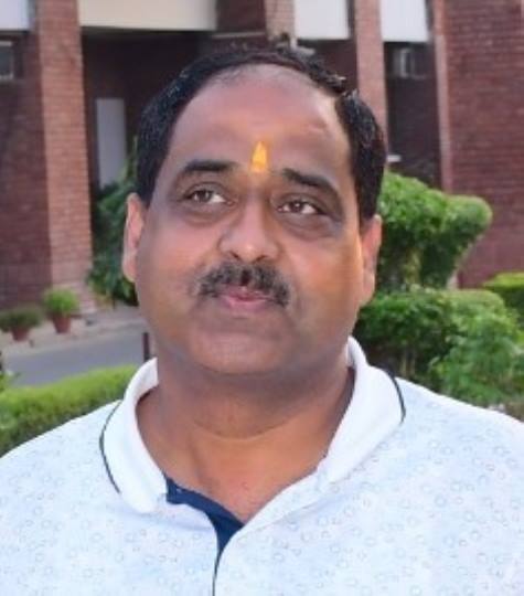 सामाजिक समरता व सौहार्द को बल दे रहे दीपक