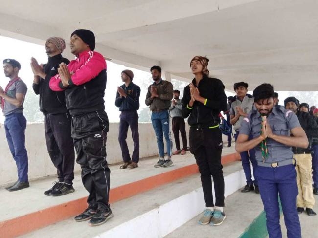 जगह-जगह सूर्य नमस्कार कार्यक्रम आयोजित, लाखों लोगों ने लिया भाग
