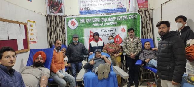 गणतंत्र दिवस को समर्पित कैंप में 111 यूनिट रक्तदान