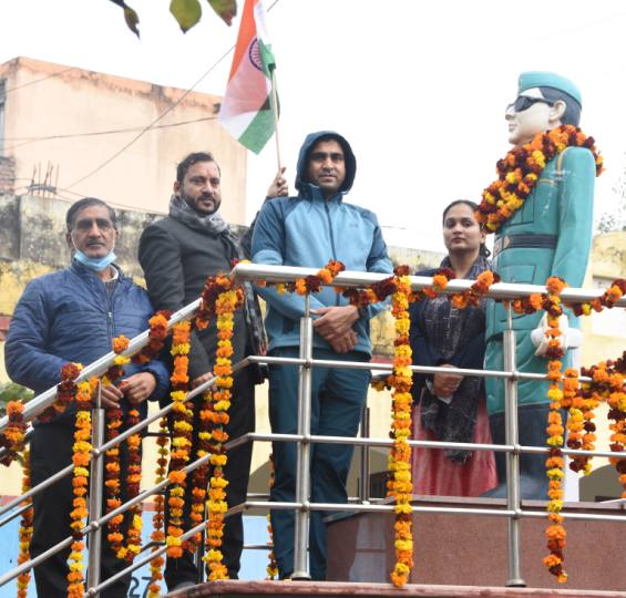 ..आज भी रगों में जोश भर रहा, तुम मुझे खून दो-मैं तुम्हें आजादी दूंगा का नारा : डीसी