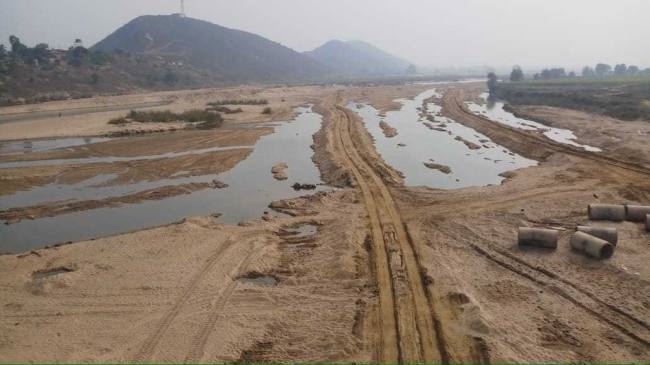 संवेदक की चल रही मनमानी, न रोक, न टोक