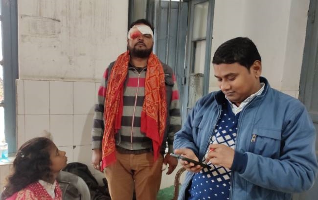 कचरा फेंकने से मना किया, तो दबंगों ने आंख फोड़ने का किया प्रयास