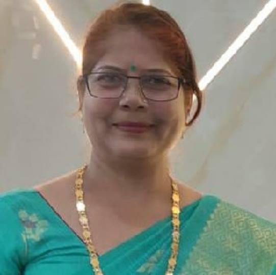 लक्ष्मी को जीवन पाने दो, घर आंगन गमकाने दो