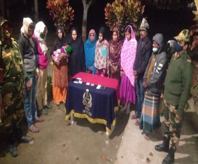 West Bengal: बीएसएफ ने अवैध घुसपैठ की कोशिशों को नाकाम कर 10 घुसपैठियों को किया गिरफ्तार