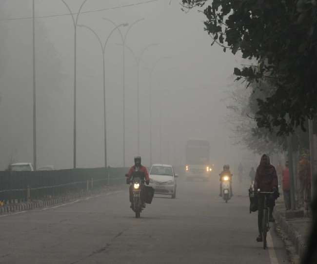Chandigarh Weather Update: टाईसिटी में तेज बारिश ने बढ़ाई ठिठुरन, 4 डिग्री गिरा पारा; जानें कैसा रहेगा 2 दिन माैसम