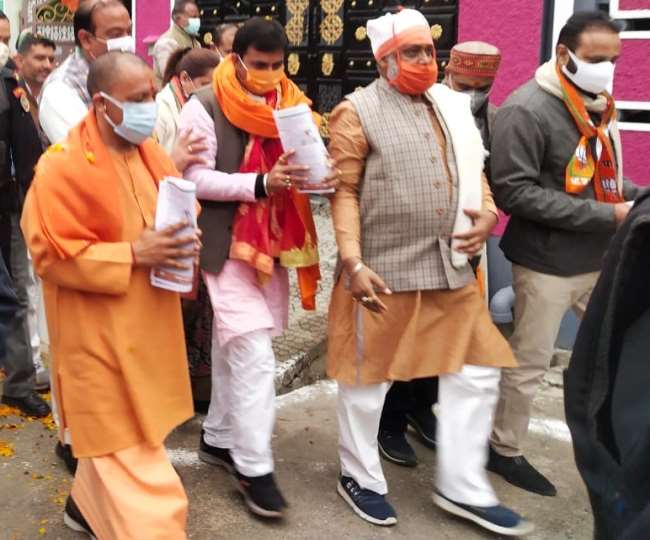 बुलंदशहर: गली में आए योगी आदित्यनाथ तो मिलने की इच्छा हुई पूरी