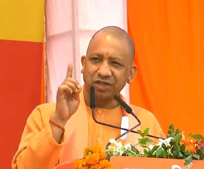 UP Chunav 2022: सीएम योगी आदित्यनाथ ने सपा के फ्री बिजली देने के वादे पर दिया करारा जवाब, याद दिलाए पुराने दिन
