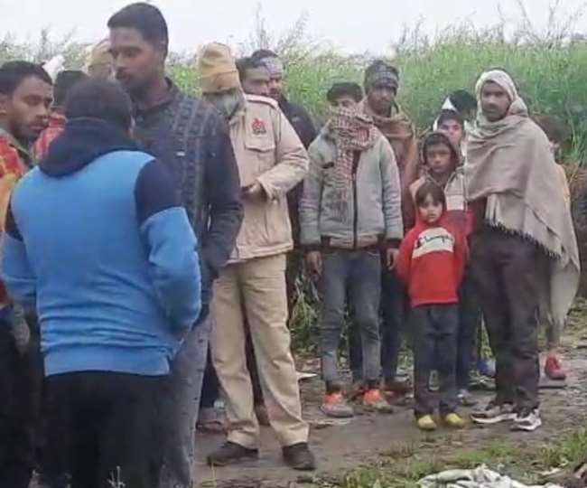 मेरठ में तालाब में मिला बोरे में बंद महिला का शव, नहीं हो सकी शिनाख्त