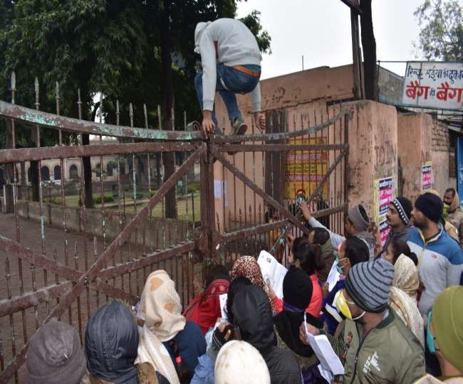 टीईटी परीक्षा देने आई युवती हुई बेहोश, फिर भी न पसीजे अफसर जाने मामला